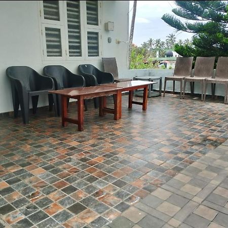 Sun N Tan Beach Home Stay 坎努尔 外观 照片