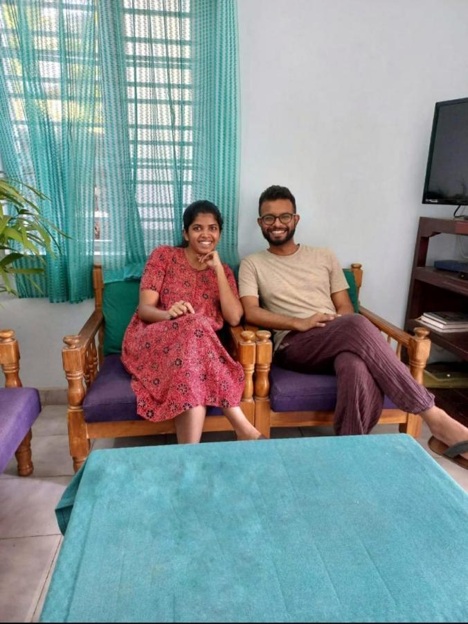 Sun N Tan Beach Home Stay 坎努尔 外观 照片