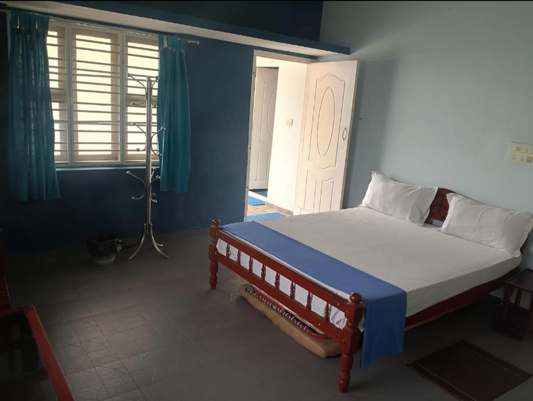 Sun N Tan Beach Home Stay 坎努尔 外观 照片