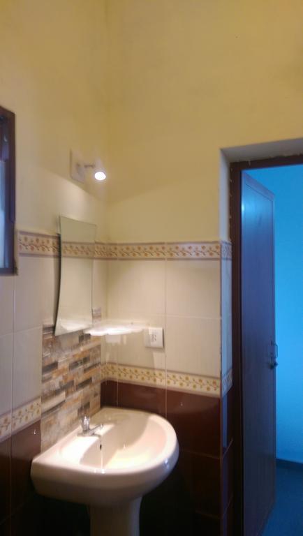 Sun N Tan Beach Home Stay 坎努尔 外观 照片