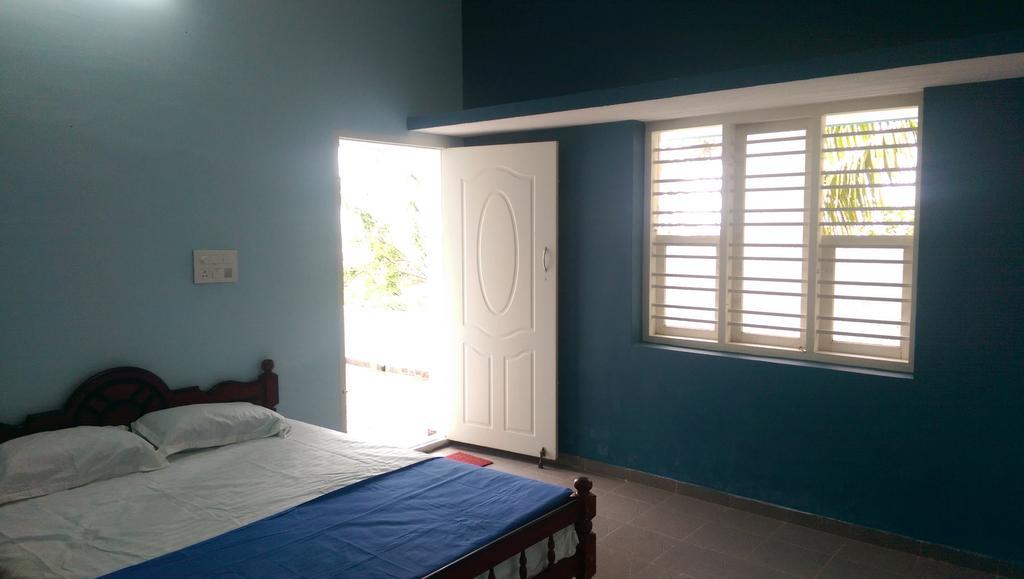 Sun N Tan Beach Home Stay 坎努尔 外观 照片