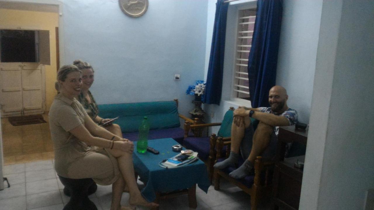 Sun N Tan Beach Home Stay 坎努尔 外观 照片